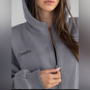 Comfrt Wolf Grey Large Cloud Zip Hoodie-Unisex